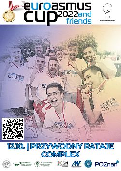 Plakat turnieju - uśmiechnięci piłkarze z medalami na szyi