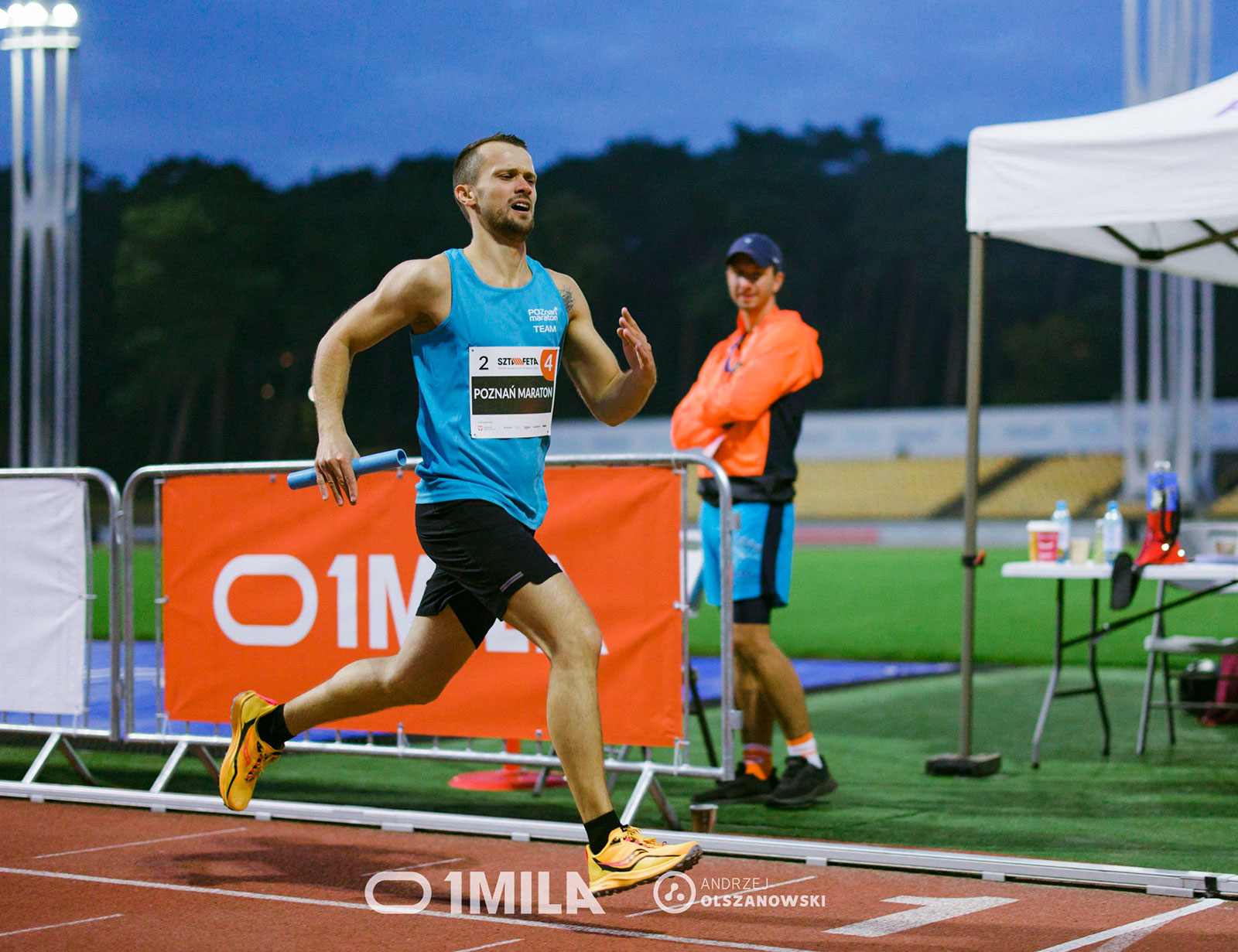 reprezentant sztafety Poznań Maratonu na bieżni lekkoatletycznej Golęcin