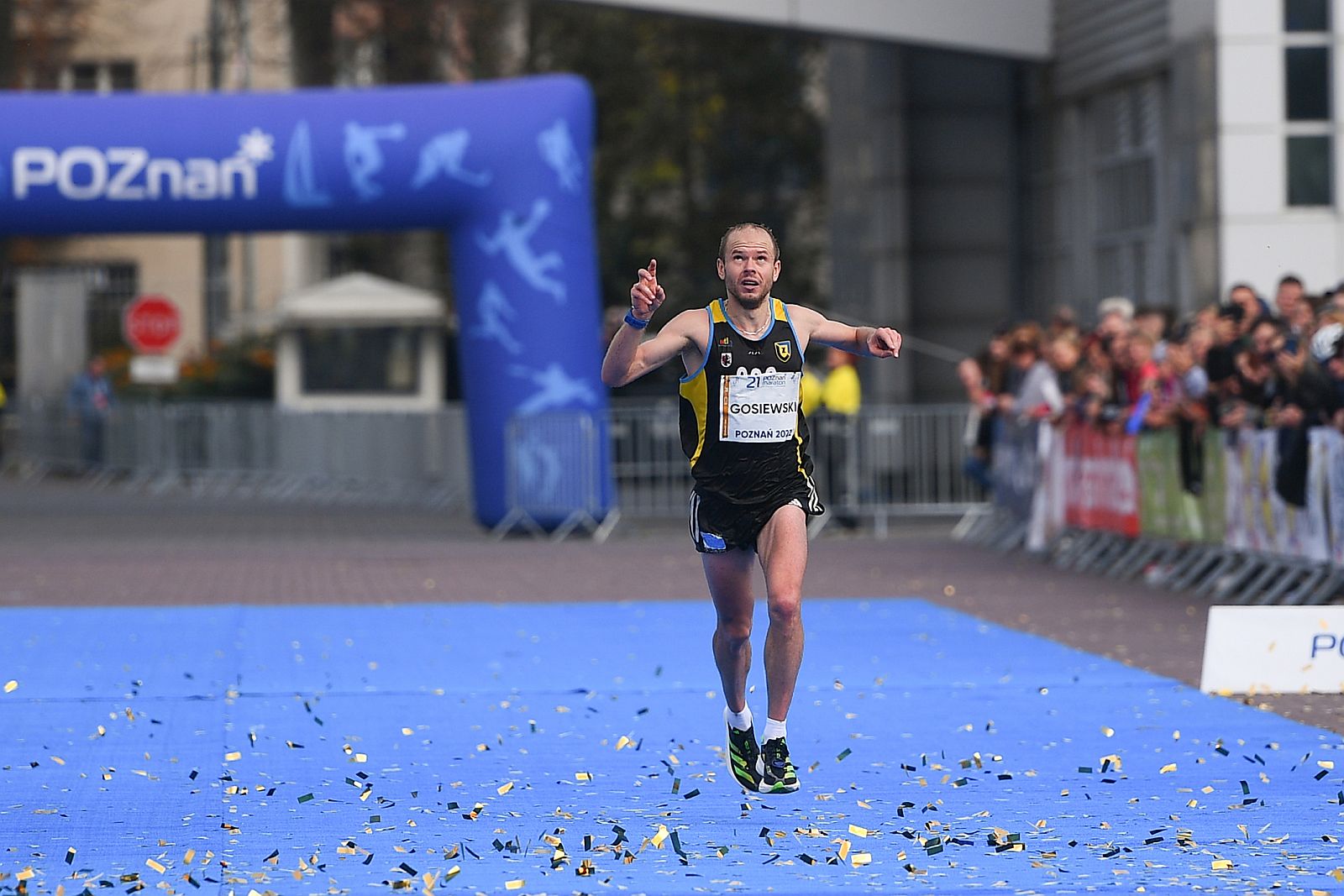Krzysztof Gosiewski - najlepszy Polak 21. Poznań Maratonu (fot. Jakub Kaczmarczyk)