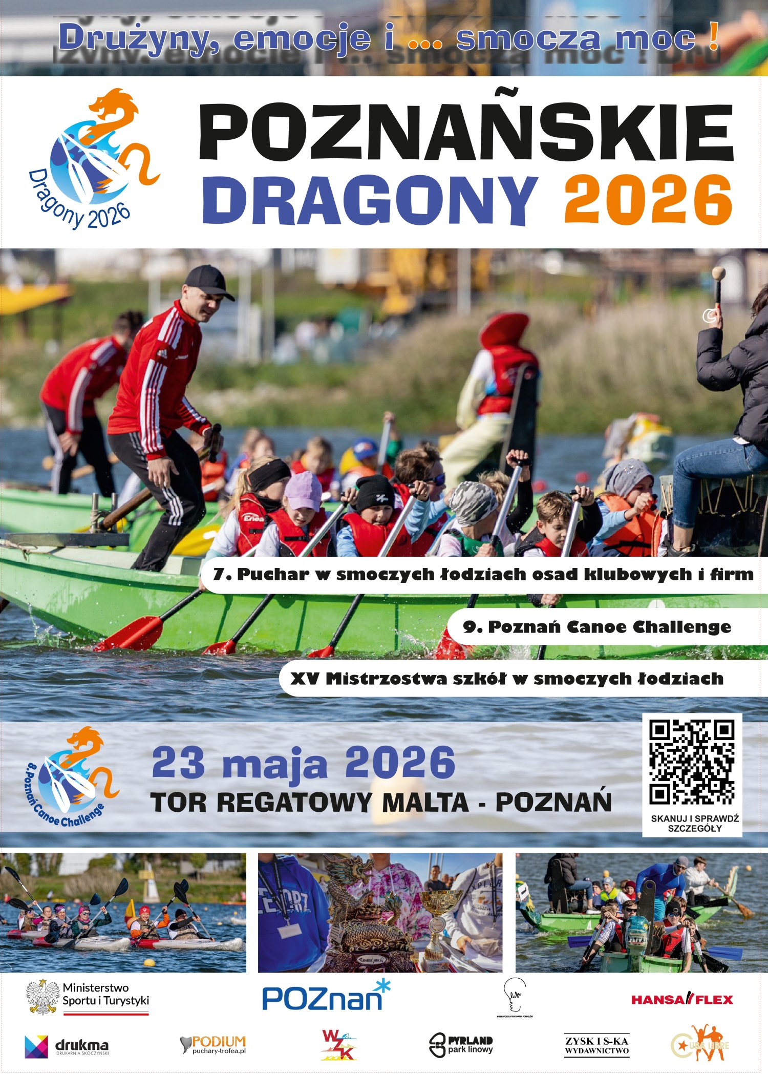 na plakacie przedstawiono smocze łodzie, w których są osoby wiosłujące oraz sternicy, Na obrazie znajduje się również nazwa zawodów - Poznańskie Dragony 2026, data 23 Maja 2026 Tor Regatowy Malta - Poznań, na dole obrazu znajdują się sponsorzy i partnerzy wydarzenia